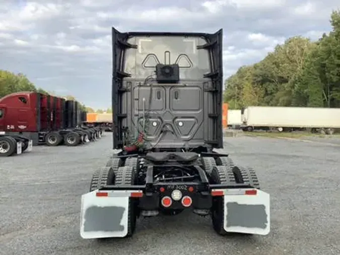 2021 Freightliner Cascadia