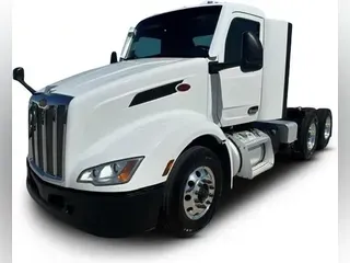 2023 Peterbilt 579