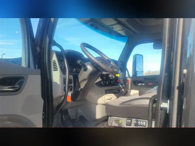 2019 PETERBILT 579