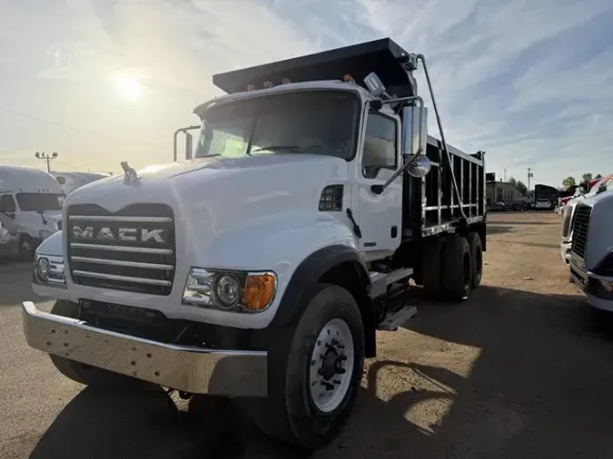 2006 MACK GRANITE CV713