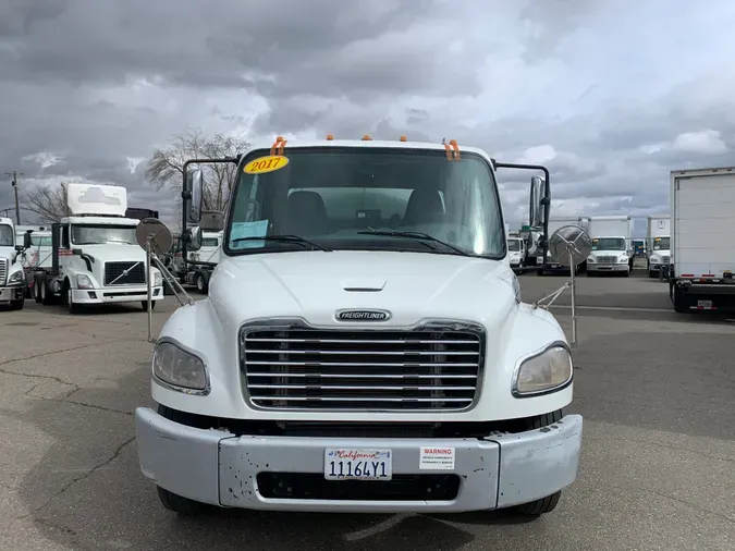 2017 Freightliner M2 106