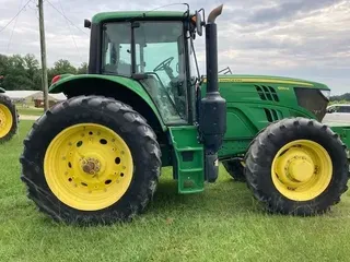 2017 John Deere 6155M