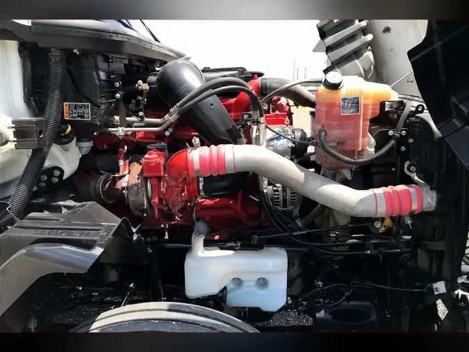 2021 INT LT625 6x4