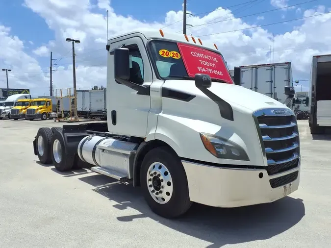 2020 FREIGHTLINER NEW CASCADIA 116