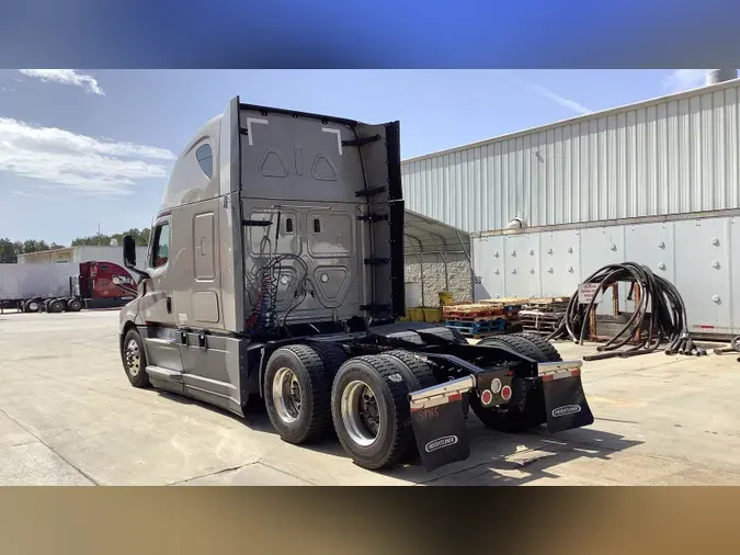 2023 Freightliner Cascadia