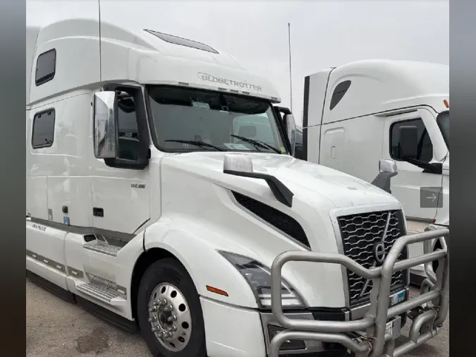 2023 VOLVO VNL64T860600919295547d077de4e29e27d7397e5