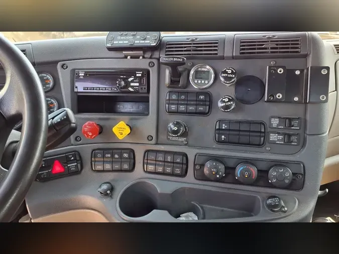 2020 FREIGHTLINER/MERCEDES CASCADIA 125