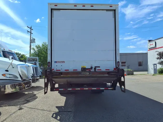 2017 FREIGHTLINER/MERCEDES M2 106