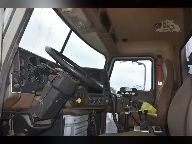 2009 MACK GRANITE GU713