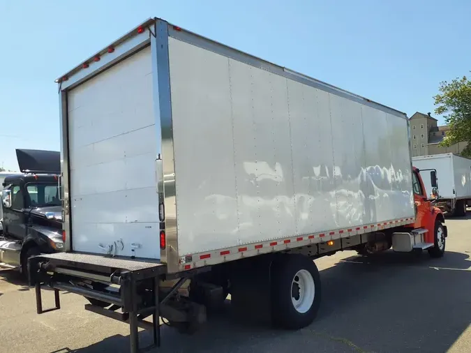 2018 FREIGHTLINER M2 106