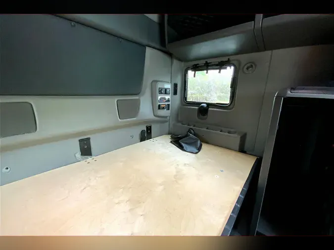 2020 INT LT625 6x4