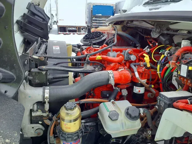 2018 FREIGHTLINER/MERCEDES M2 106