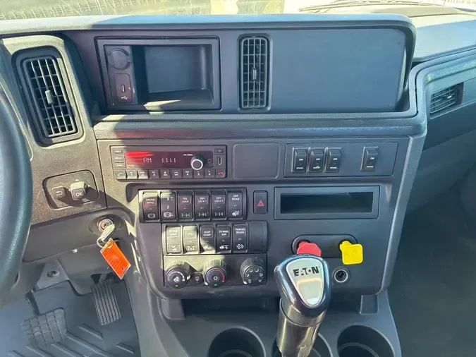 2020 NAVISTAR INTERNATIONAL LT625 DAYCAB T/A601bcdc6ab2c262a7a89e77321a81b5b