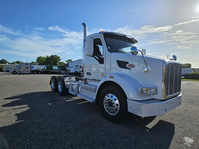 2017 Peterbilt 567