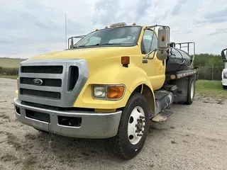 2011 FORD F750