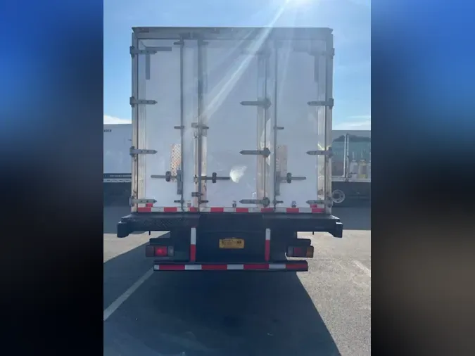 2019 ISUZU NQR