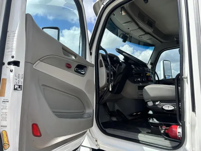 2020 Peterbilt 567