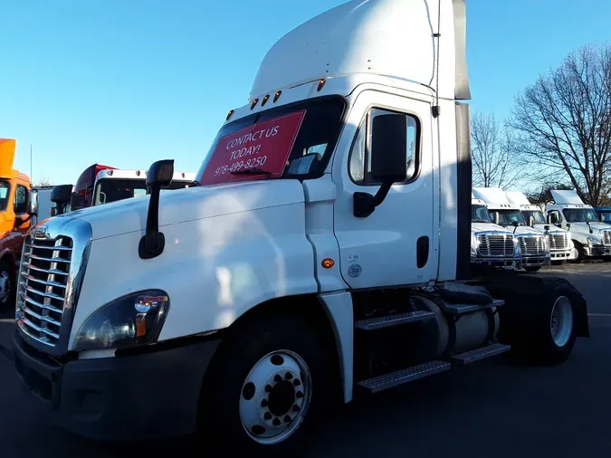 2018 FREIGHTLINER/MERCEDES CASCADIA 125