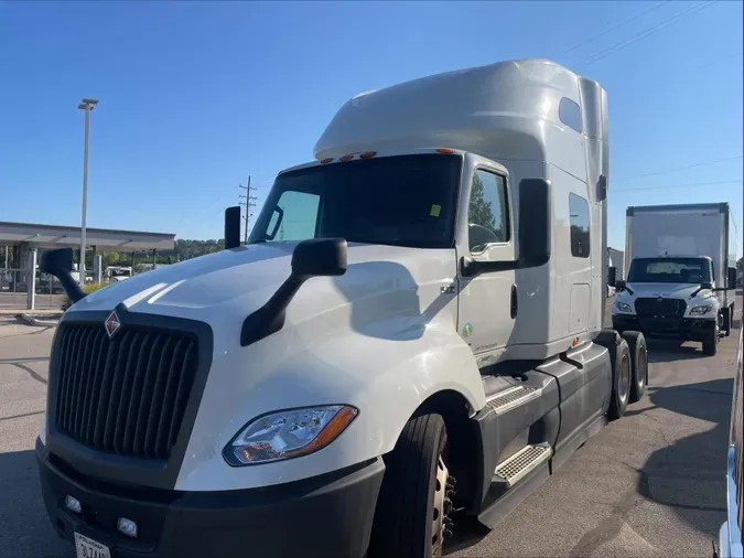 2022 International LT625602bea89cb670df06c0f07156fb08e66