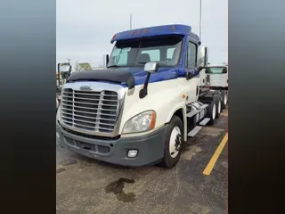 2019 FREIGHTLINER/MERCEDES CASCADIA 125