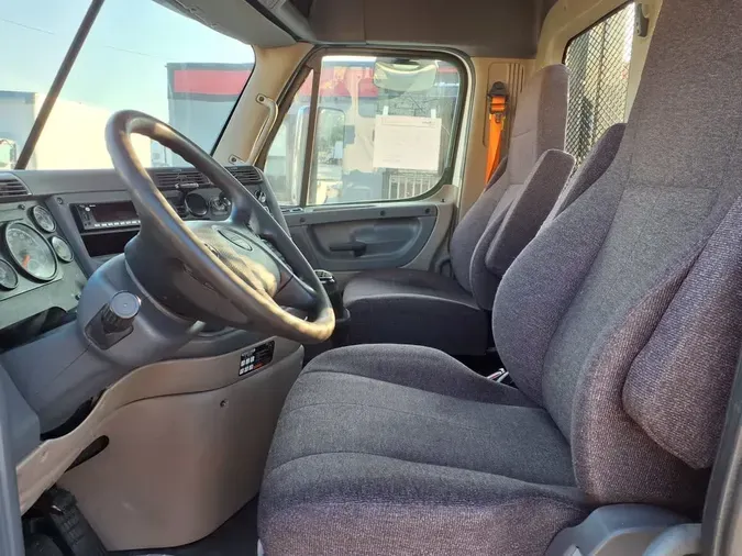 2020 FREIGHTLINER/MERCEDES CASCADIA 125