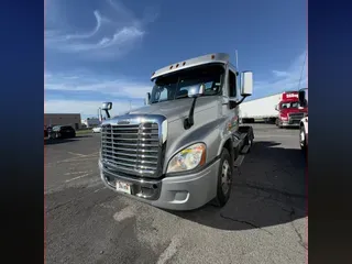 2018 FREIGHTLINER/MERCEDES CASCADIA 125