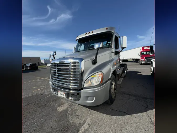 2018 FREIGHTLINER/MERCEDES CASCADIA 1256036a5925e6f66c9f38fcb1eade346bc