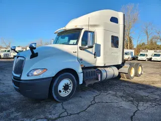 2019 NAVISTAR INTERNATIONAL LT625 SLPR CAB