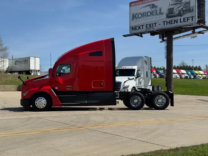 2022 KENWORTH T680