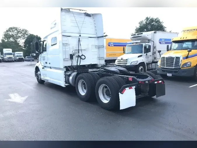 2019 Volvo VNL64760