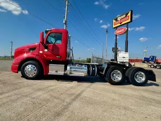 2020 Peterbilt 579