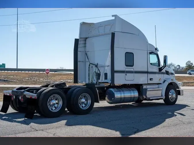 2021 PETERBILT 567