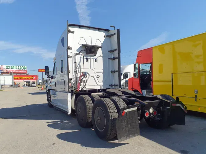 2020 FREIGHTLINER/MERCEDES CASCADIA 125