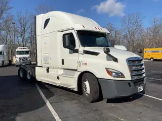 2019 FREIGHTLINER T12664ST