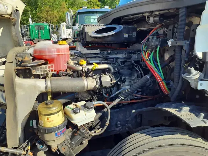 2019 FREIGHTLINER NEW CASCADIA PX12664