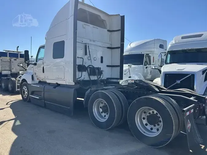 2021 INTERNATIONAL LT