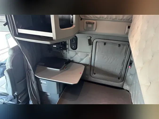 2020 KENWORTH T680