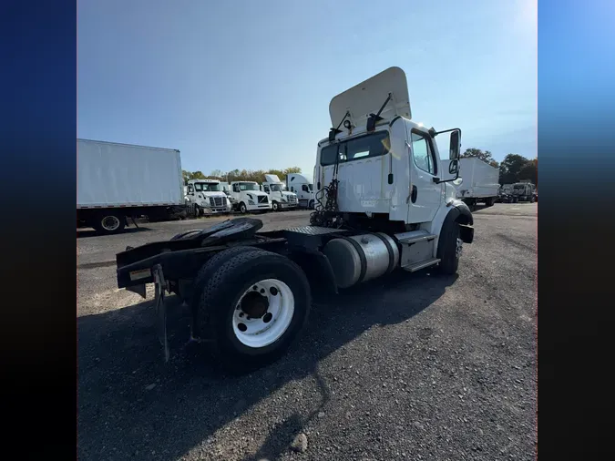 2017 FREIGHTLINER/MERCEDES M2-112