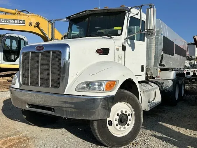 2013 PETERBILT 348