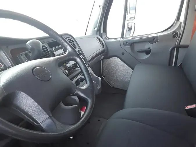 2019 FREIGHTLINER/MERCEDES M2 106