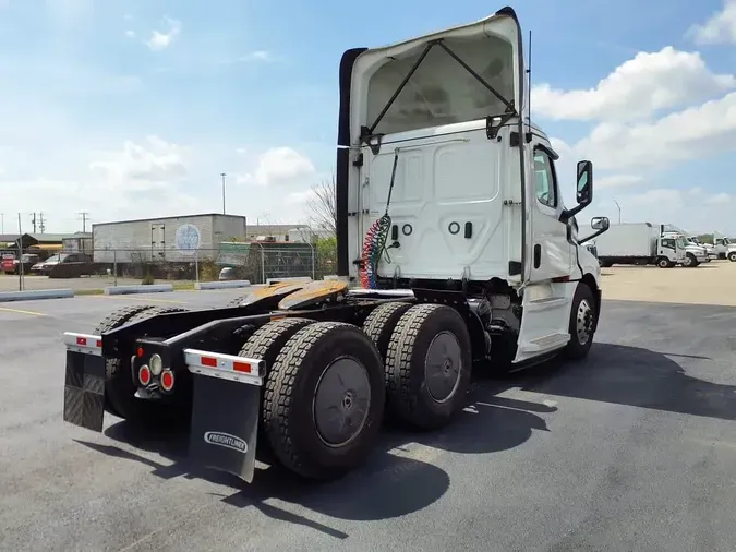2019 FREIGHTLINER/MERCEDES NEW CASCADIA PX12664