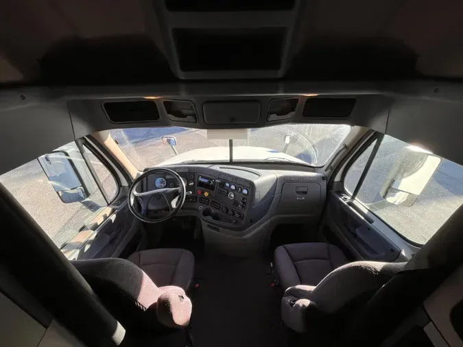 2020 Freightliner Cascadia