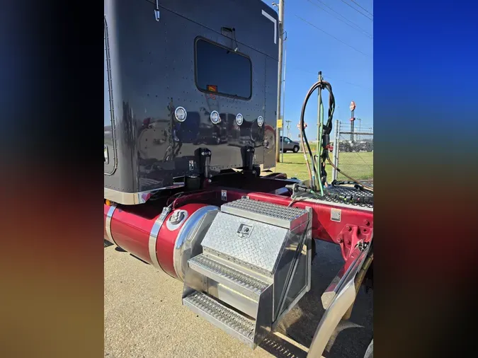 2023 Peterbilt 3896055ecb30347895e13782c330d498d01