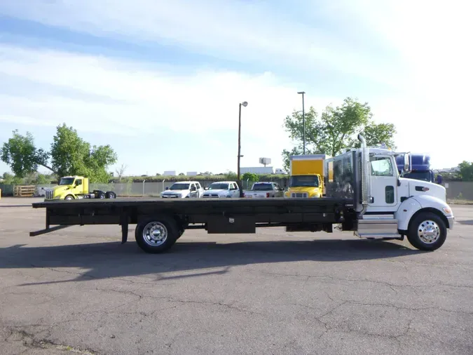 2020 Peterbilt 337