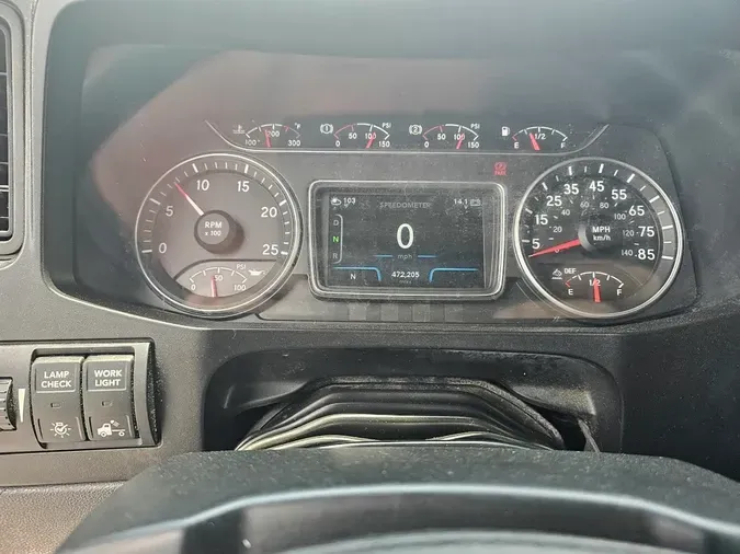 2019 NAVISTAR INTERNATIONAL LT625 SLPR CAB