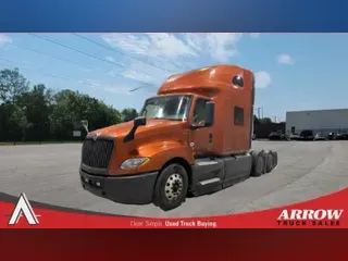 2022 INTERNATIONAL LT