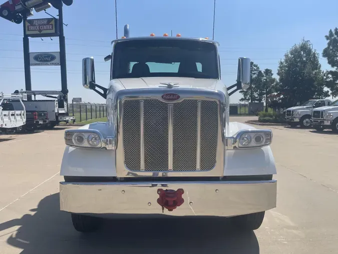 2022 Peterbilt 567