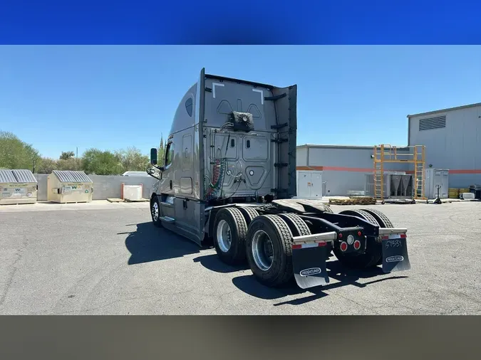 2023 Freightliner Cascadia 1266058d0cd655c8ff071cf32ebd20a501b