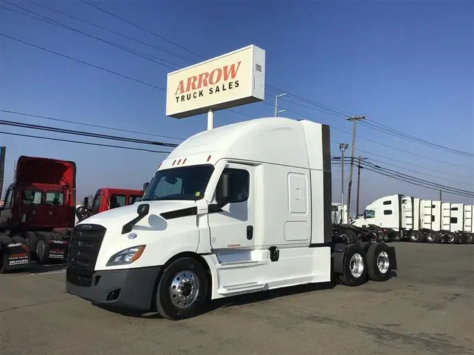 2022 FREIGHTLINER CASCADIA