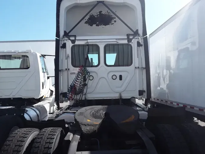 2018 FREIGHTLINER/MERCEDES CASCADIA 125